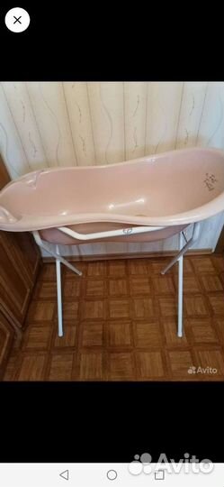 Ванночка для купания с подставкой
