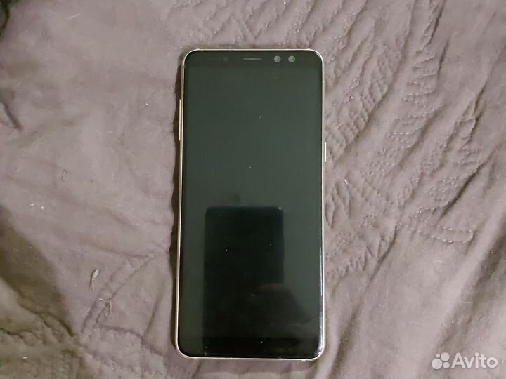 Телефон samsung galaxy a8