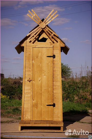 Уличный туалет деревянный SKU007