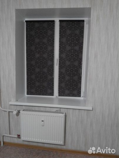 Рулонная штора светонепроницаемая 61,5 х до190