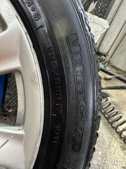 Goodyear UltraGrip Ice 225/55 R17 101T