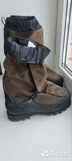 Горные высотные ботинки Lowa Expedition 6000