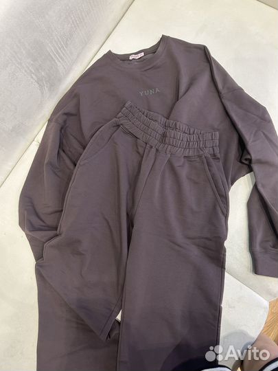 Женский спортивный костюм 42-44р (новый)