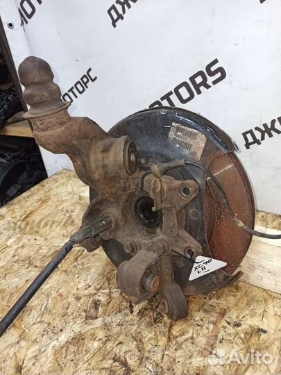 Кулак поворотный задний левый XC90 2007-2012 3.2