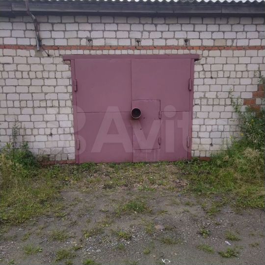 Гараж, > 30 м²