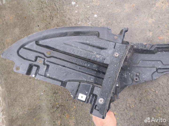 Подкрылок передний левый Toyota Caldina AT246