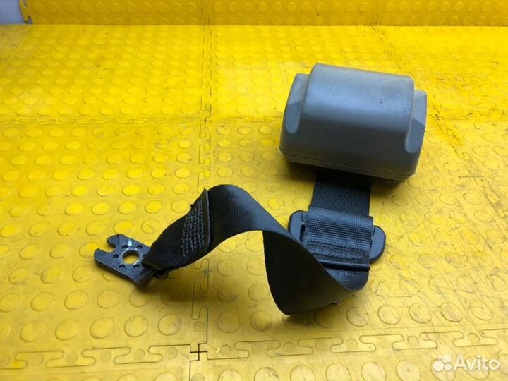Ремень безопасности задний Skoda Octavia