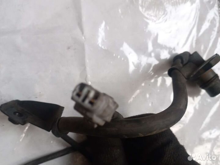 Датчик ABS Toyota Mark II JZX100