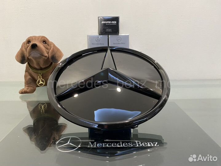 Эмблема звезда Мерседес Бенц на решетку радиатора