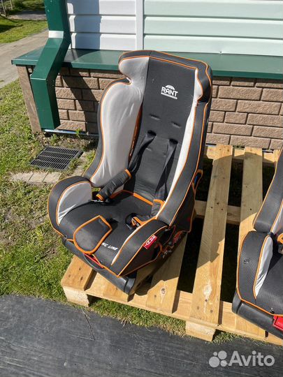 Детское автомобильное кресло от 0 до 25 кг