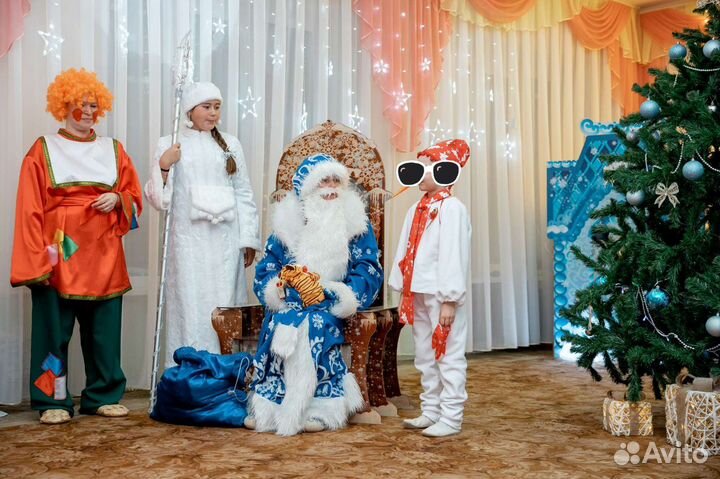 Новогодний костюм снеговика