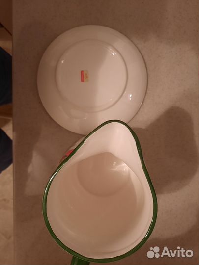 Глиняный кувшин