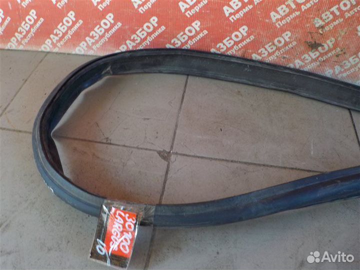 Уплотнитель двери правый LADA Largus R90 VAZ-21129