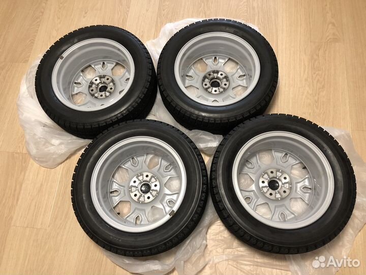 Колеса в сборе зимние r16 оригинал Kia 52910J7AA0