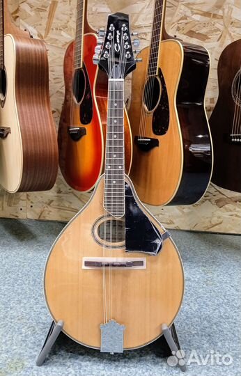 Мандолина Caraya MA-002-N 8-струнная