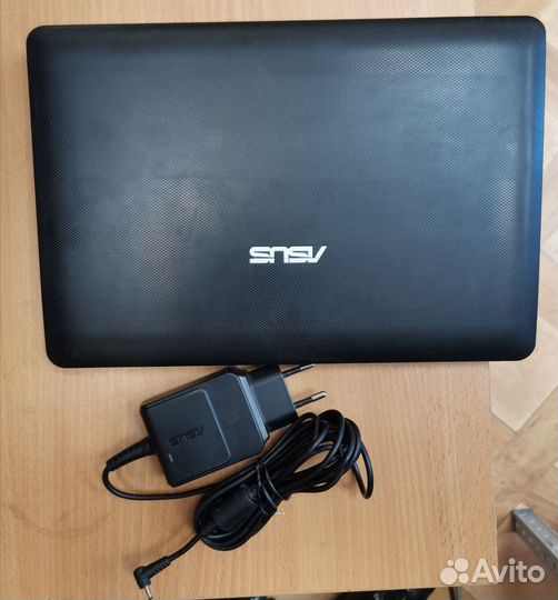 Ноутбук asus