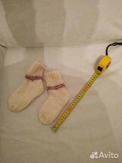 Варежки, носки, пинетки шерстяные вязанные детские