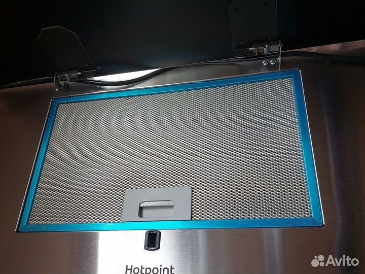 Hotpoint ariston,наклонная вытяжка