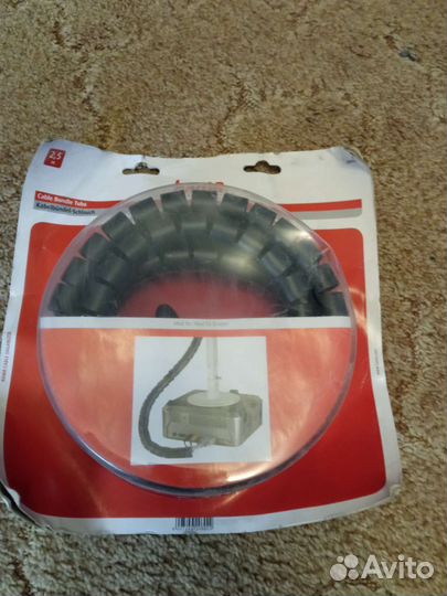 Кабельный органайзер 2,5 метра hama