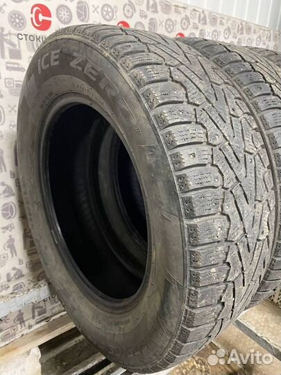 Pirelli Ice Zero 225/65 R17 106T