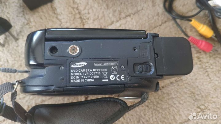 Видеокамера Samsung VP-DC171Bi