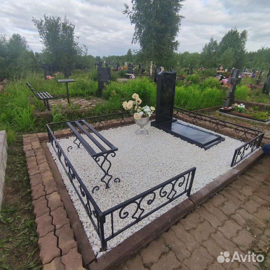 Благоустройство захоронений, уход за могилами