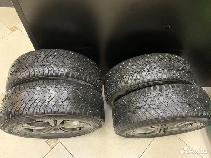 Комплект колёс nokian Hakkapeliitta8 195/65R15 95T