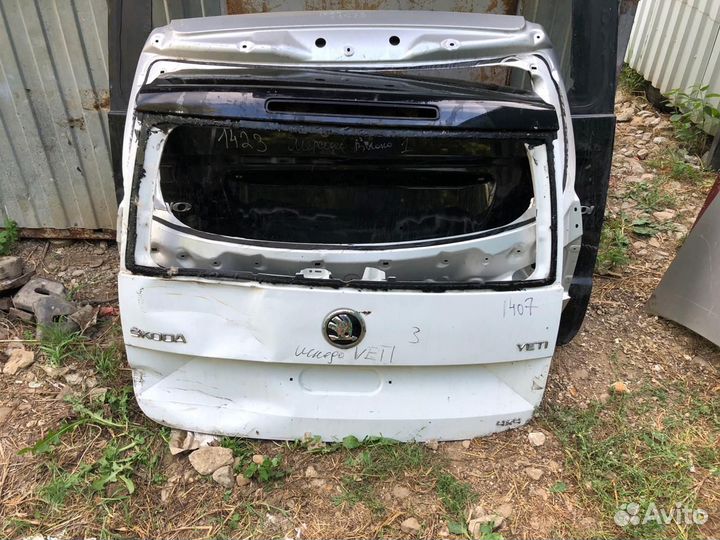 Крышка багажника skoda yeti