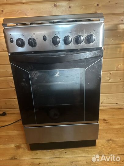 Плита газовая с электроподжигом Indesit