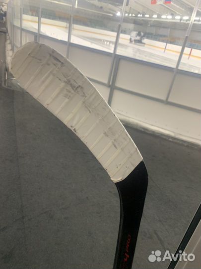 Клюшка хоккейная