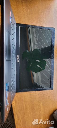 Ноутбук asus