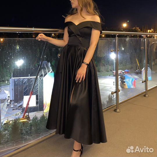 Вечернее платье