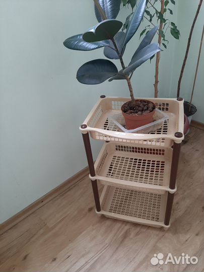 Полочка для ванной