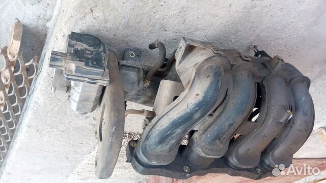 QR20de Nissan помпа коллектор форсунки