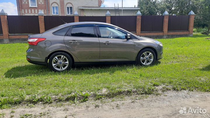 Ford Focus 1.6 МТ, 2012, 142 000 км