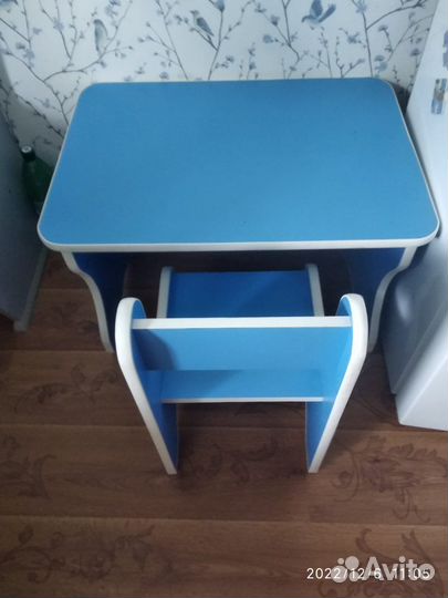 Детский стол и стул