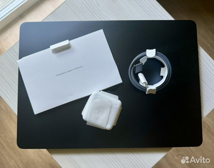 Apple MacBook Air M3 2024