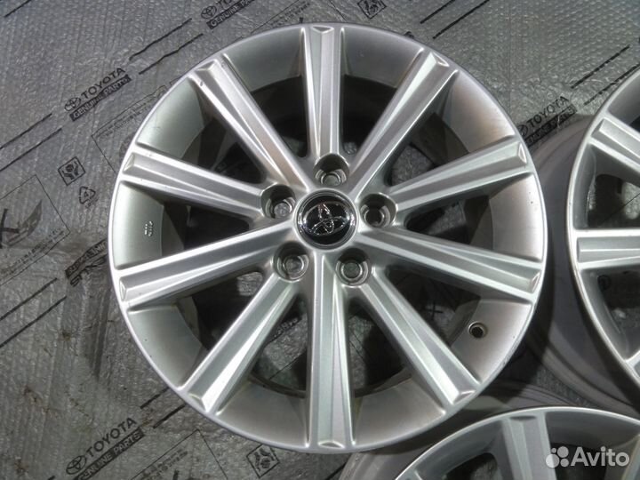 R17 оригинал на Toyota Camry 50/55,б\у,3 диска