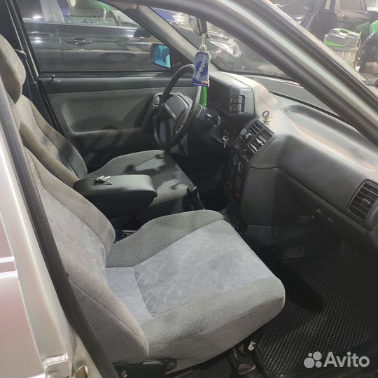 ВАЗ 2112 1.6 МТ, 2005, 194 000 км