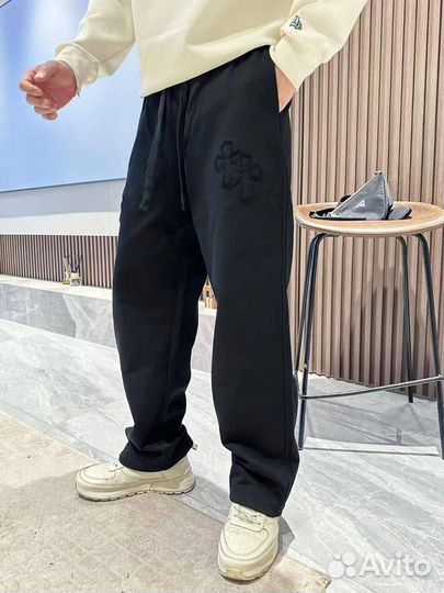 Спортивные штаны chrome hearts