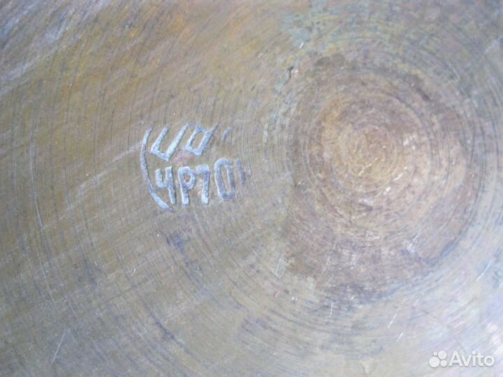 Кастрюли и другая посуда