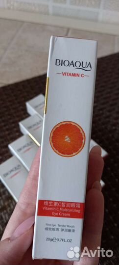 Крем для кожи вокруг глаз с витамином С