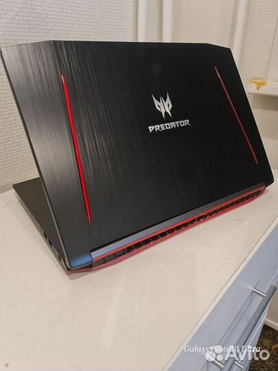 Монитор Samsung