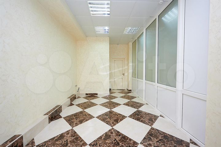 Торговая площадь, 106 м²