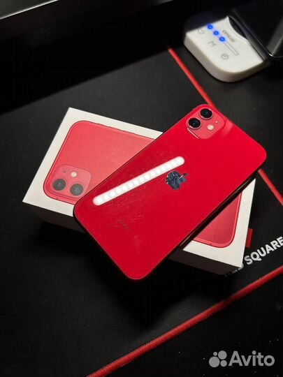 Телефон iPhone 11 128 gb RED