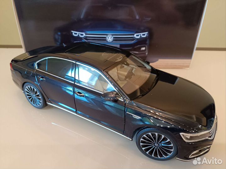 Volkswagen Phideon I (2020-2023) 1:18