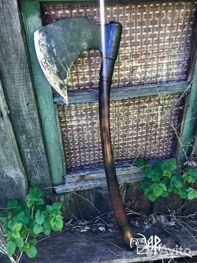 Топор кованый ручной работы Торговец