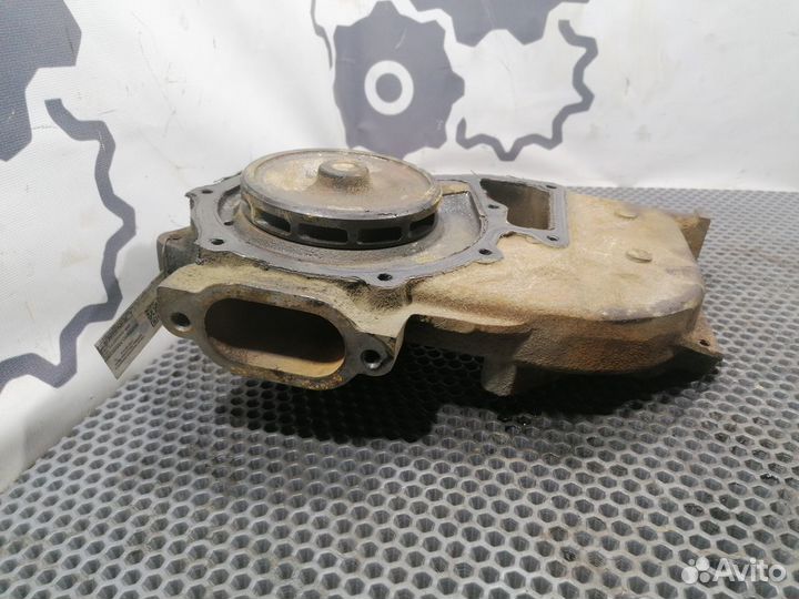 Насос водяной (помпа) с шкивом Mercedes Benz OM-50