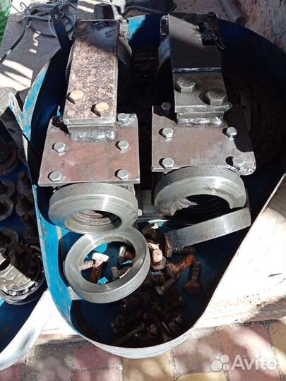 Автоподъемник бу 5т винтовой или запчасти