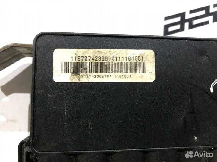 Блок предохранителей Renault Megane 3 2.0 2012